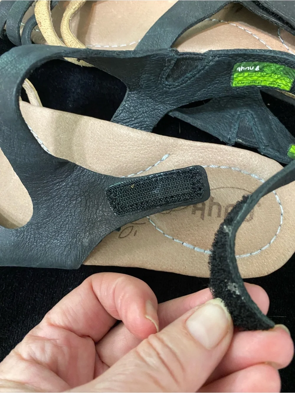Ahnu Saratoga Leather Flats Sandals Women’s Size 8